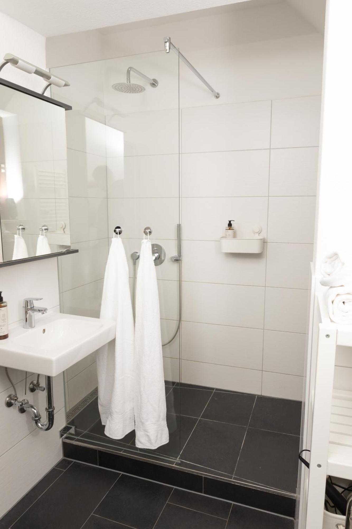 Bemyguest - 3 Zimmer Maisonette - Zentral - Klimaanlage - Aufzug Wiesbaden Eksteriør bilde
